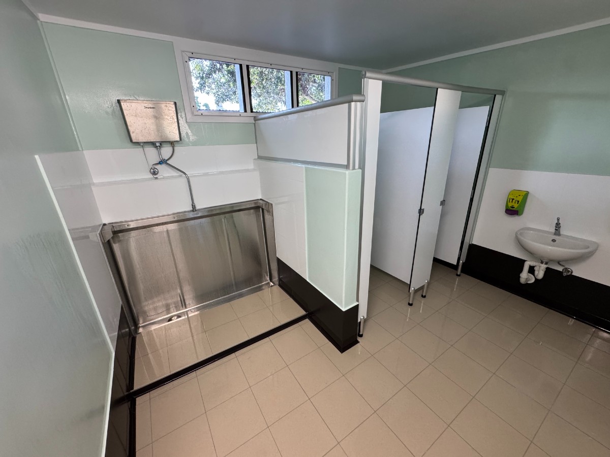 nillo-is-toilet-block-refurb-after-2